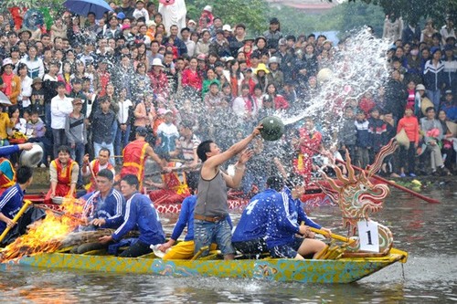 เทศกาลพื้นเมืองยามวสันต์ - ảnh 7